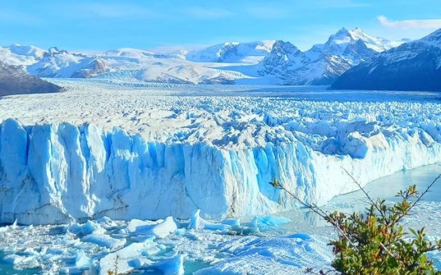 USHUAIA Y CALAFATE AEREO